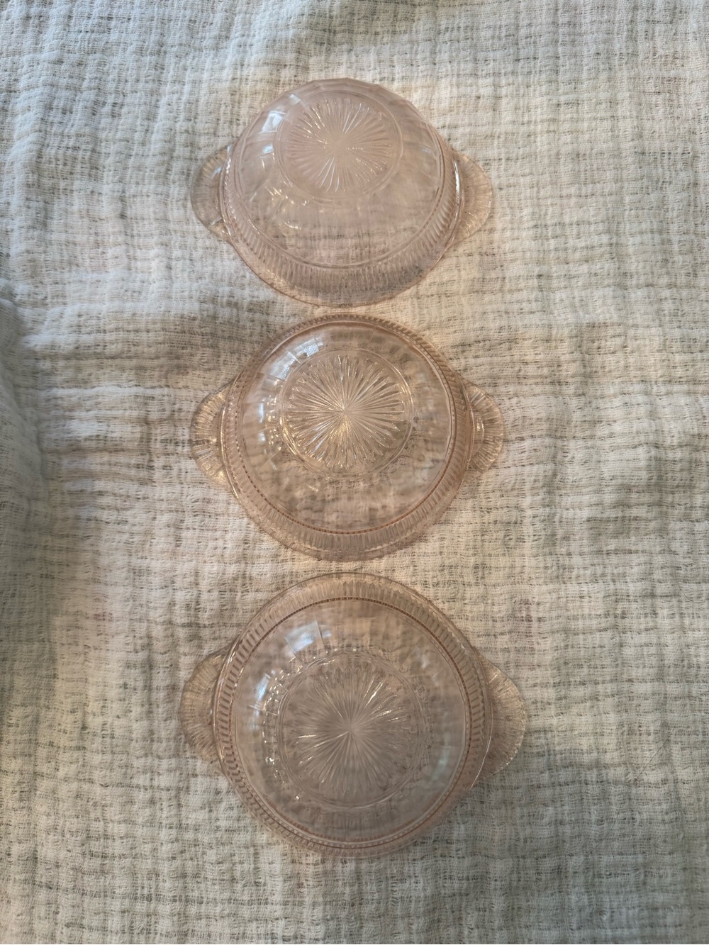 3 Anchor Hocking Coronation Pink depression glass bowl - Picture 3 of 6
